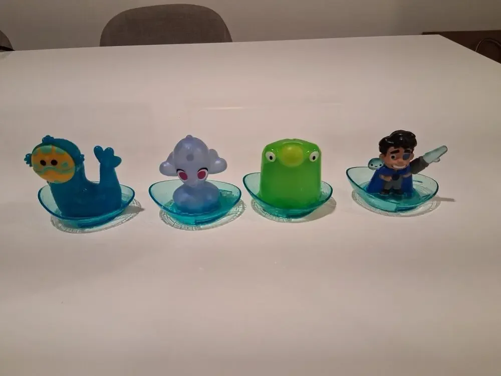 2025 McDonald's ELIO Disney Pixar Happy Meal Toys Lot of 4 (Aquarii Mira Alya...